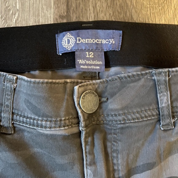 Adorable “Ab solution” Democracy camouflage jeans! - Picture 2 of 5